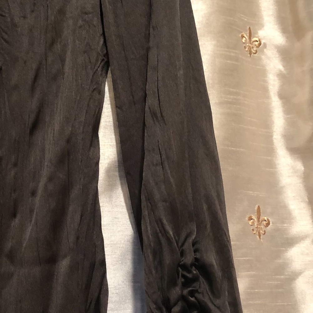 ELI TAHARI SILK TOP - Picture 15 of 16